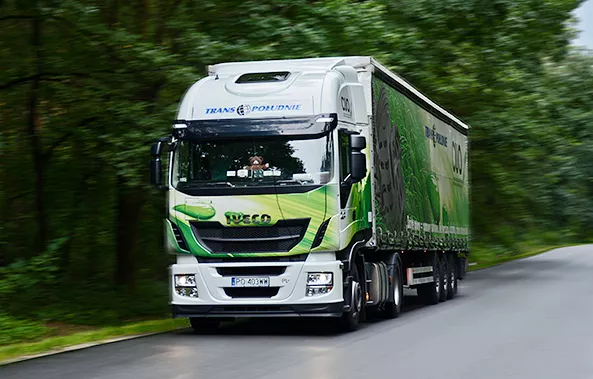 zielona ciężarówka